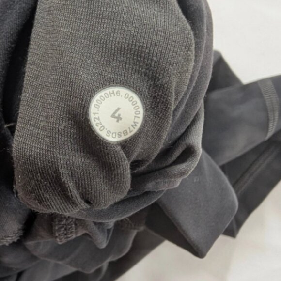 Lululemon Align HR Shorts - Picture 6 of 6